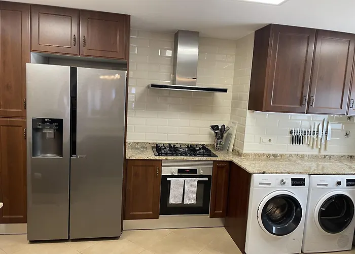 Seaside And Port 데니아